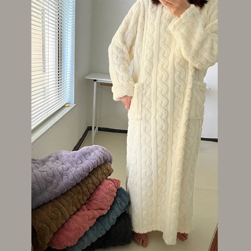 VelviDream™ | Dames Winter Pyjama van Koraalfluweel
